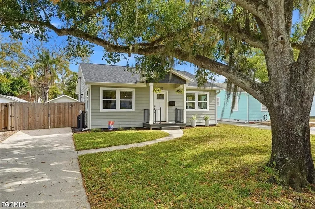 3515 19th Street N St. Petersburg FL 33713