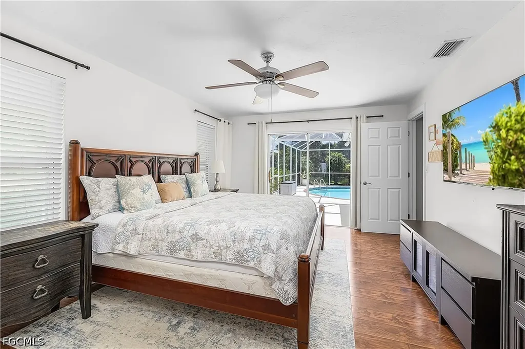 6954 Pickadilly Court Fort Myers FL 33919