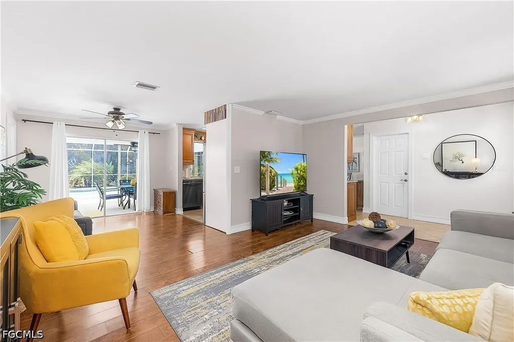 6954 Pickadilly Court Fort Myers FL 33919