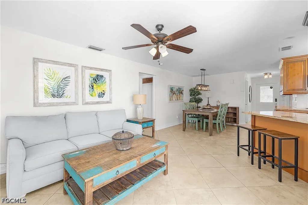 6954 Pickadilly Court Fort Myers FL 33919