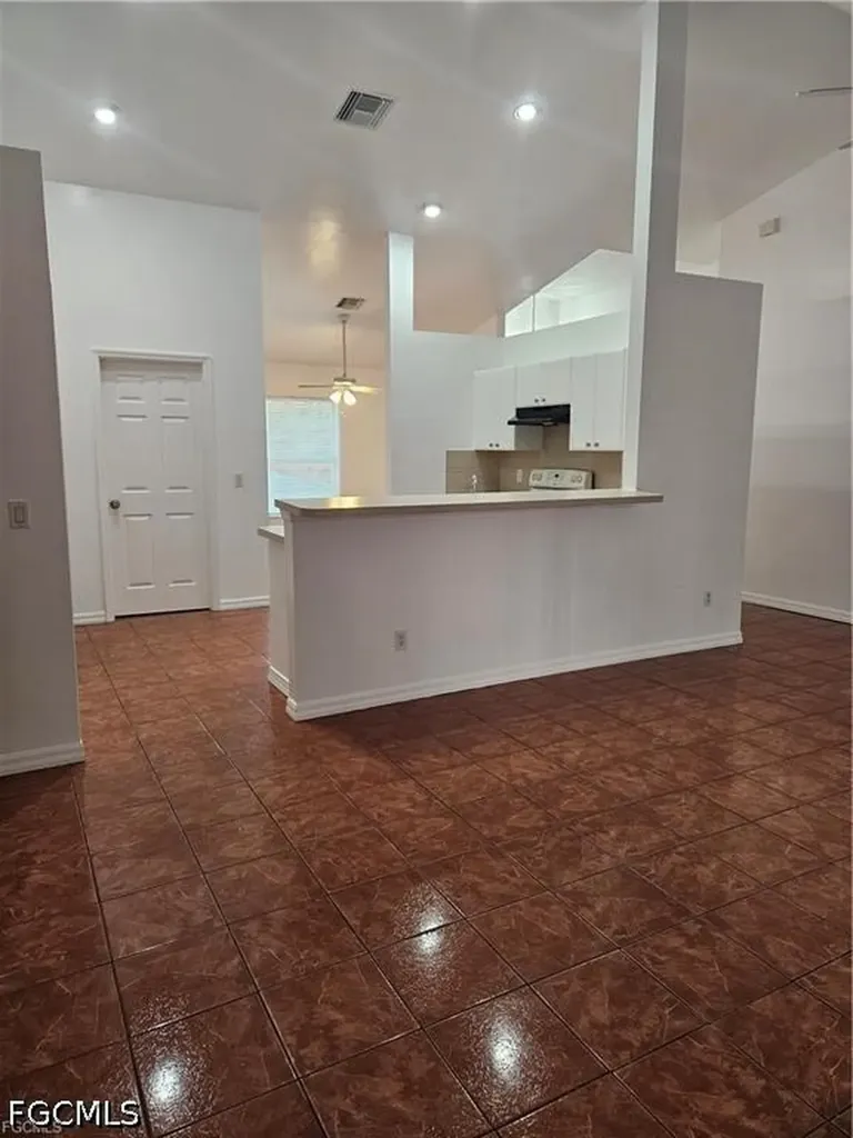 2511 Sunniland Boulevard Lehigh Acres FL 33971