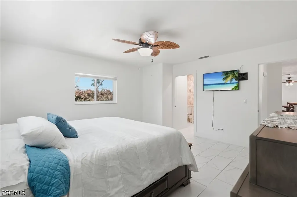 1446 SE 13th Street Cape Coral FL 33990
