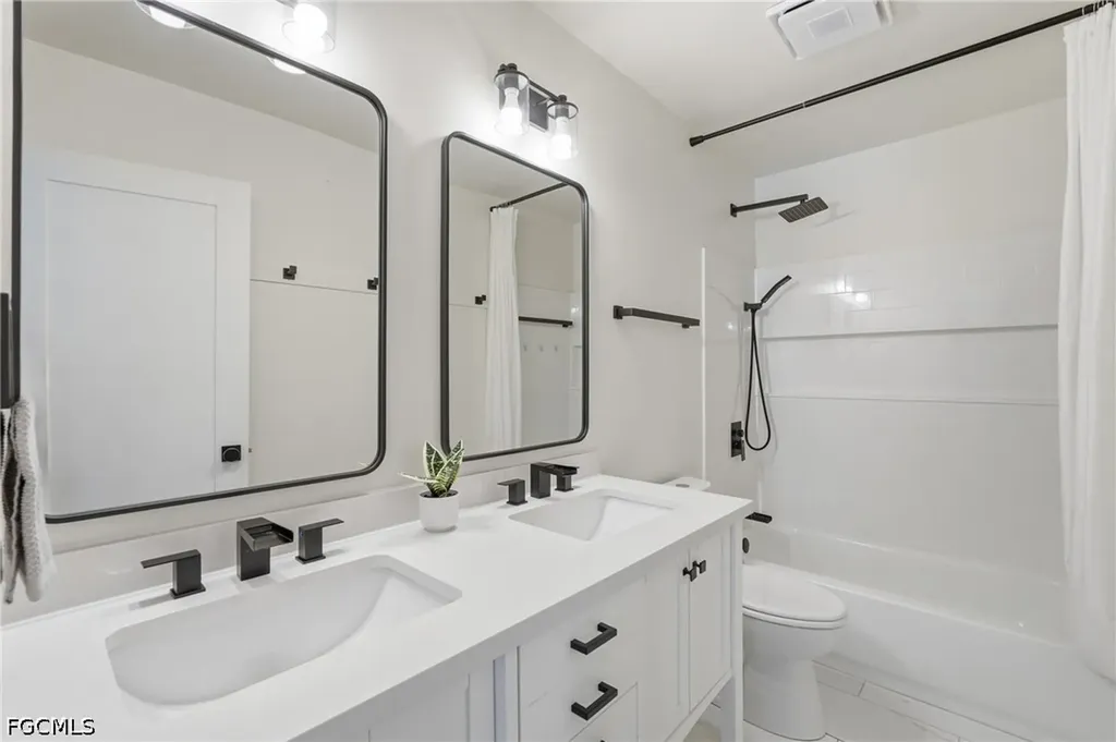 1446 SE 13th Street Cape Coral FL 33990