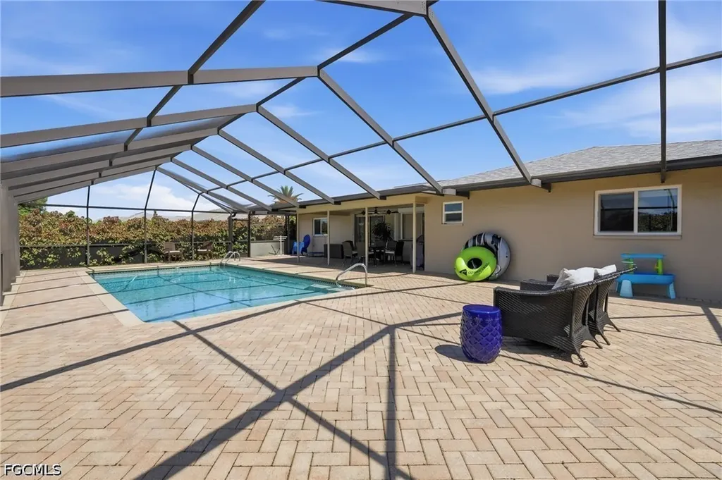 1446 SE 13th Street Cape Coral FL 33990