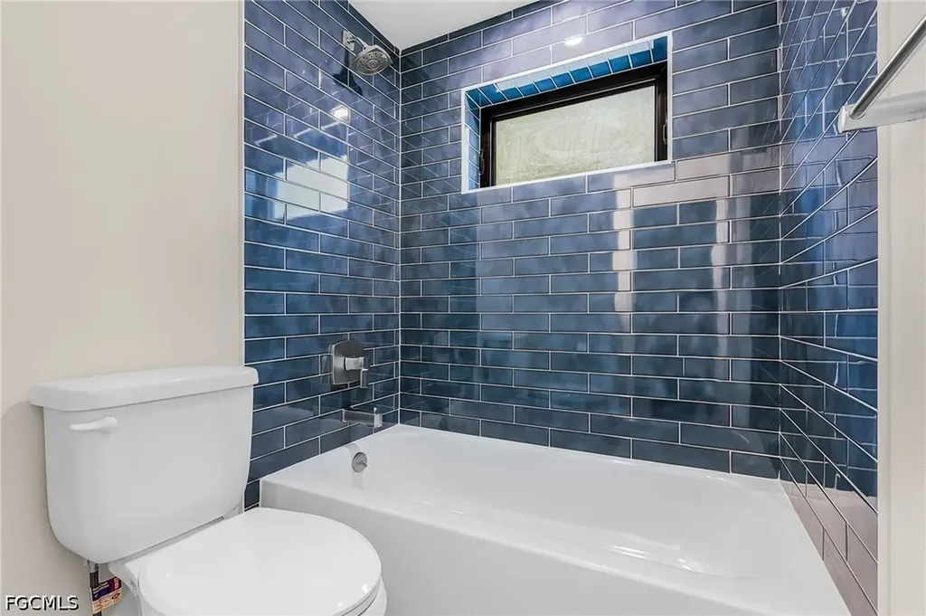629 Nerita Street Sanibel FL 33957