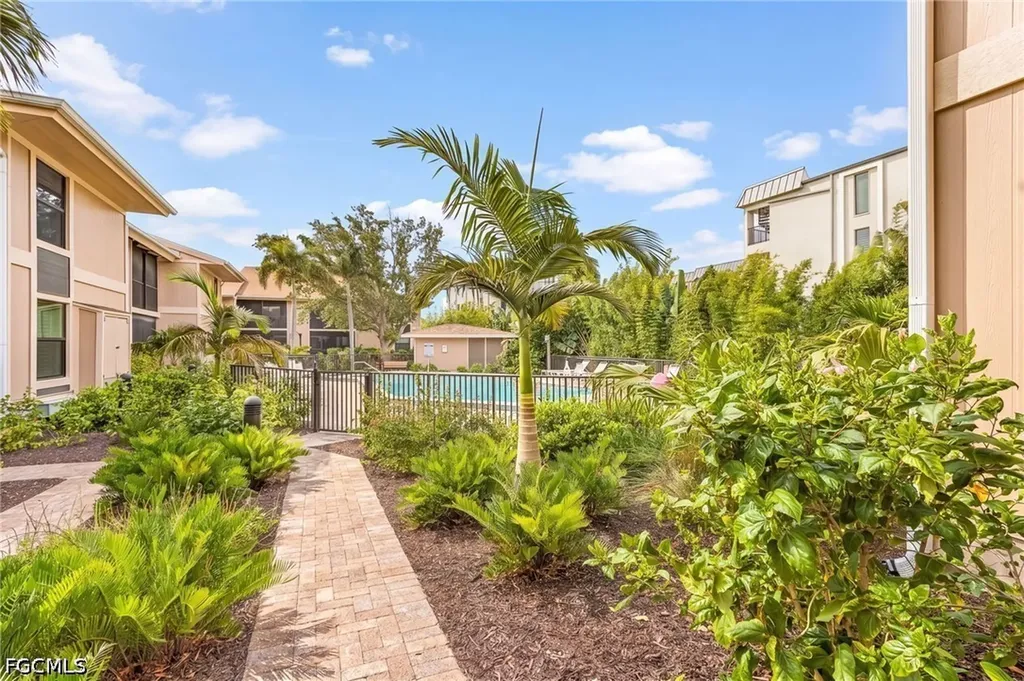 629 Nerita Street Sanibel FL 33957