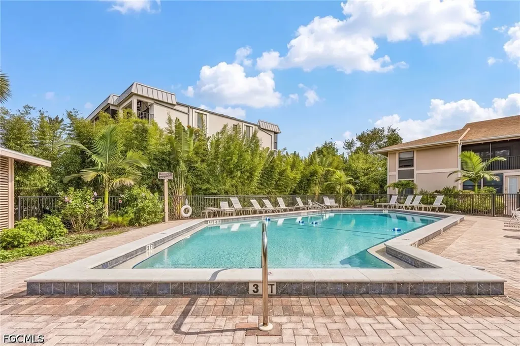 629 Nerita Street Sanibel FL 33957