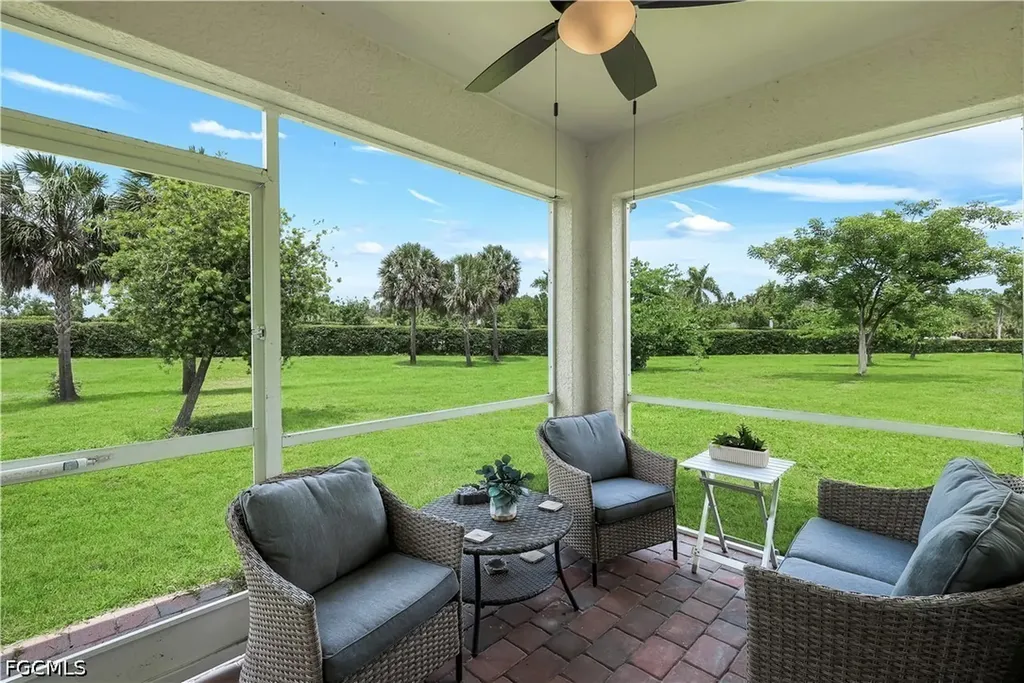 2816 Zaragoza Court Cape Coral FL 33909