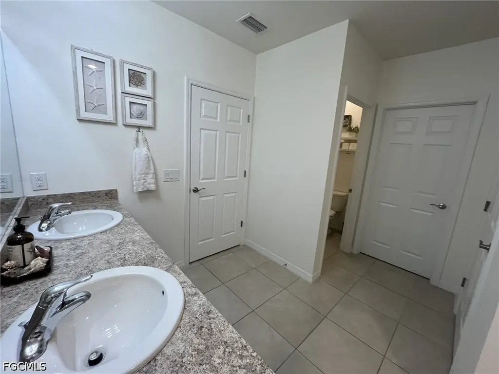 2816 Zaragoza Court Cape Coral FL 33909