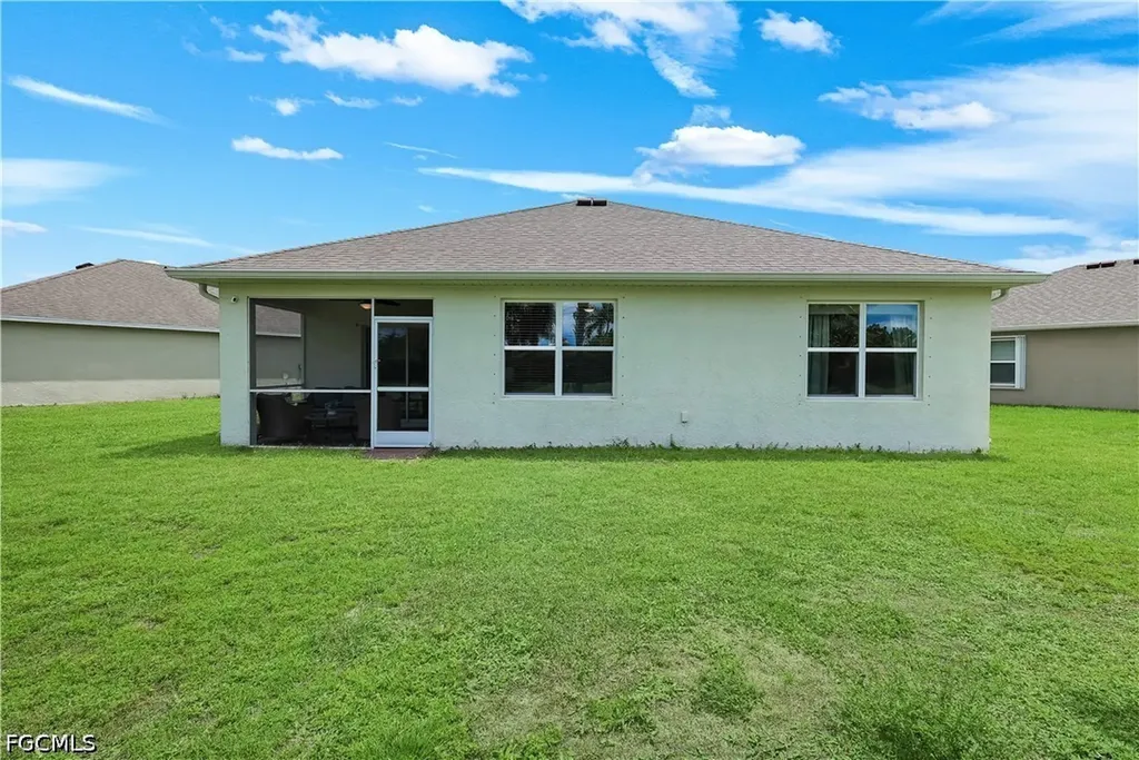 2816 Zaragoza Court Cape Coral FL 33909