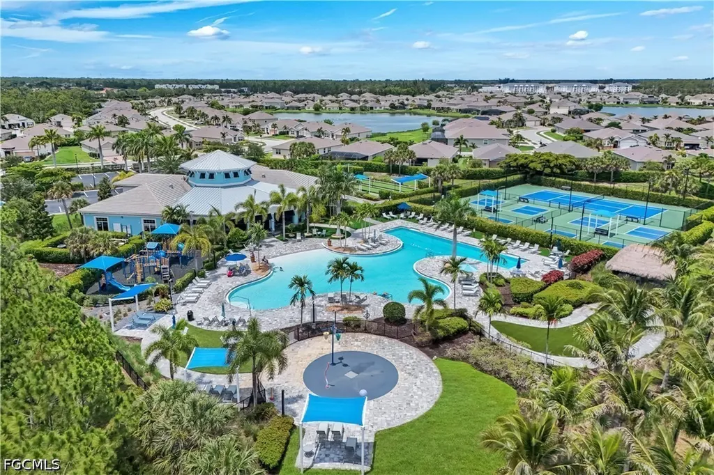 2816 Zaragoza Court Cape Coral FL 33909