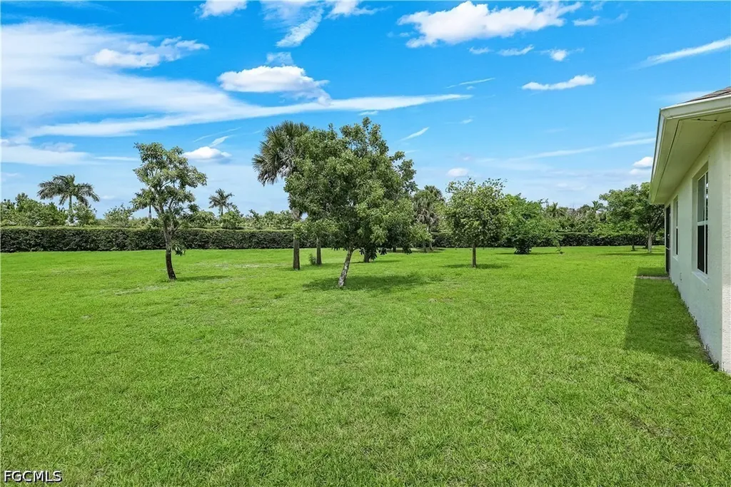 2816 Zaragoza Court Cape Coral FL 33909