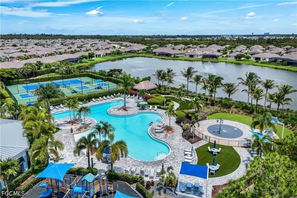 2816 Zaragoza Court Cape Coral FL 33909
