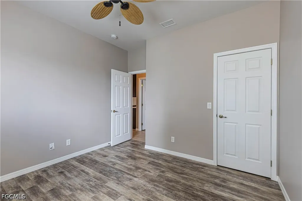 2529 SW 23rd Place Cape Coral FL 33914