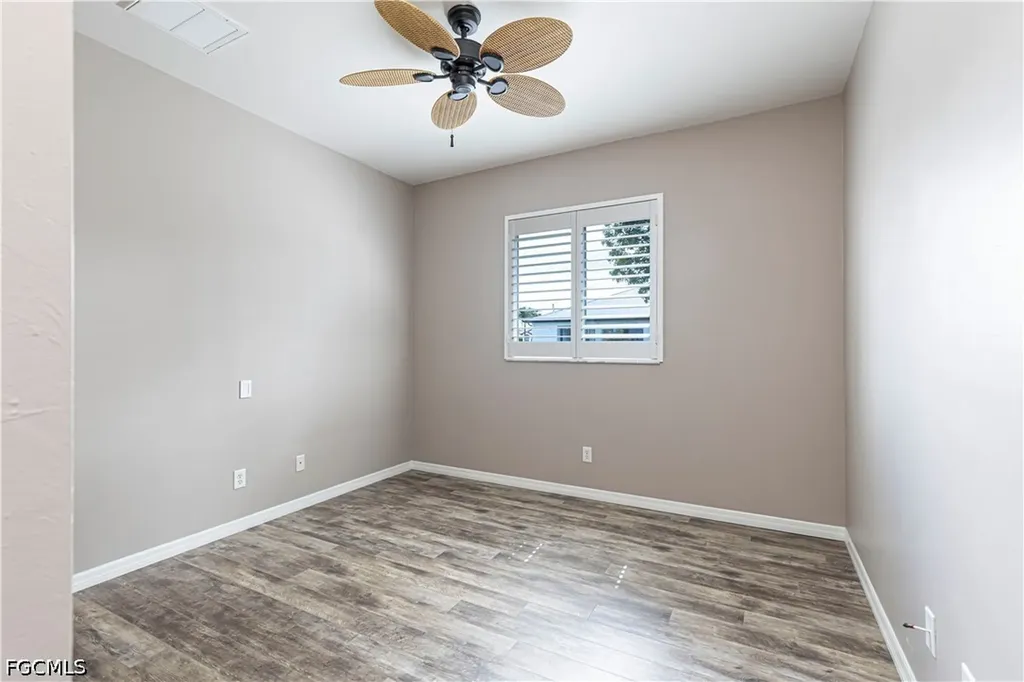 2529 SW 23rd Place Cape Coral FL 33914