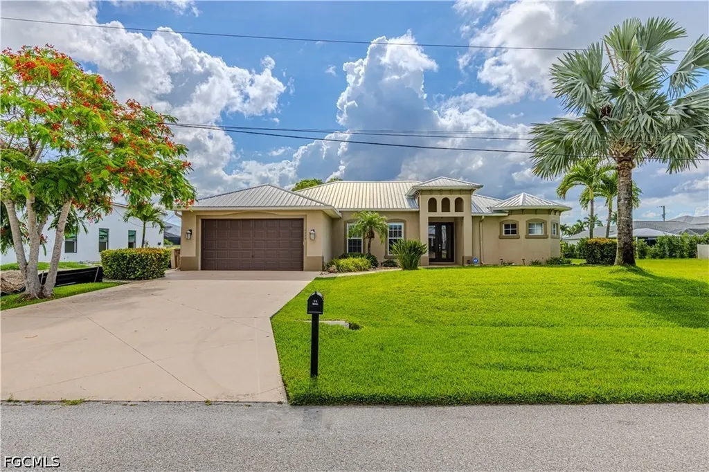 2529 SW 23rd Place Cape Coral FL 33914