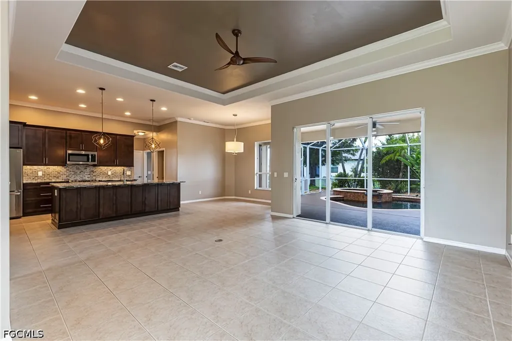 2529 SW 23rd Place Cape Coral FL 33914