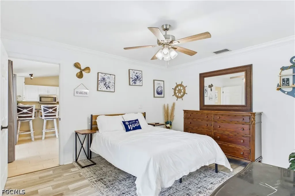 204 SE 18th Street Cape Coral FL 33990