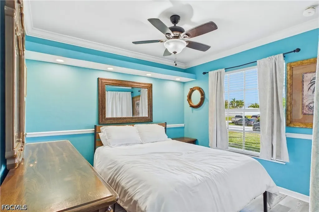 204 SE 18th Street Cape Coral FL 33990
