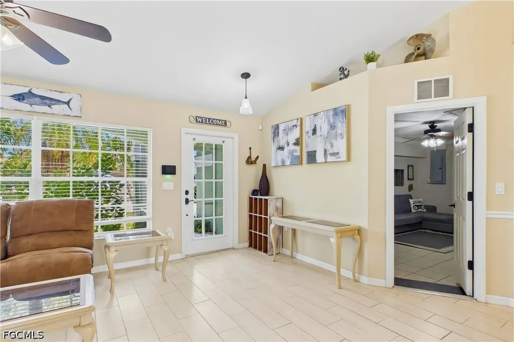 204 SE 18th Street Cape Coral FL 33990