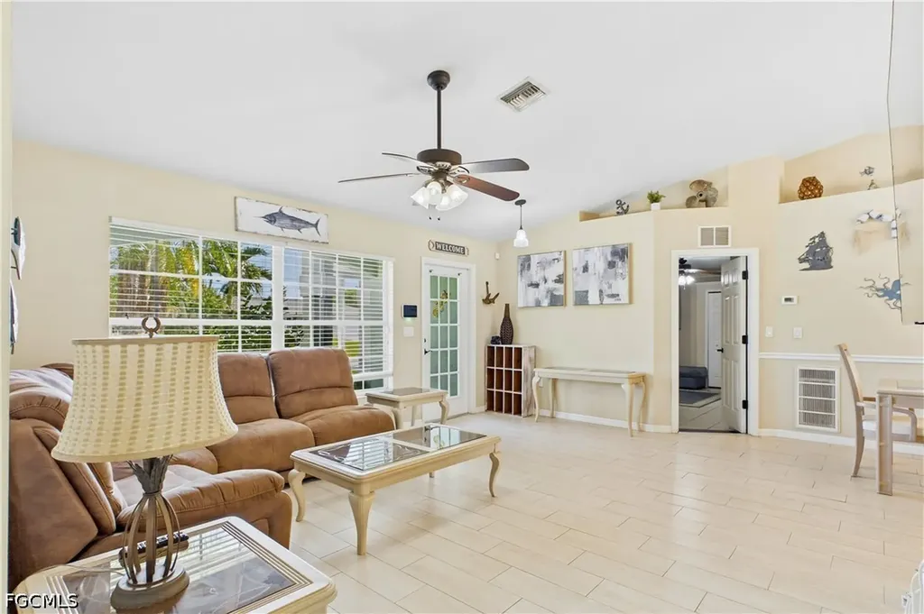 204 SE 18th Street Cape Coral FL 33990