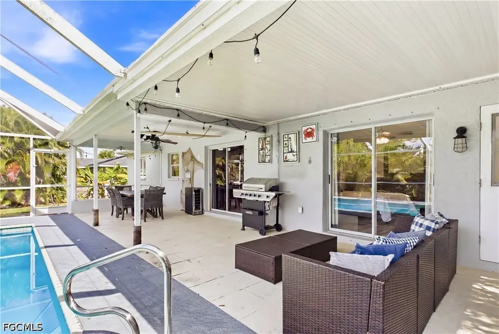 204 SE 18th Street Cape Coral FL 33990