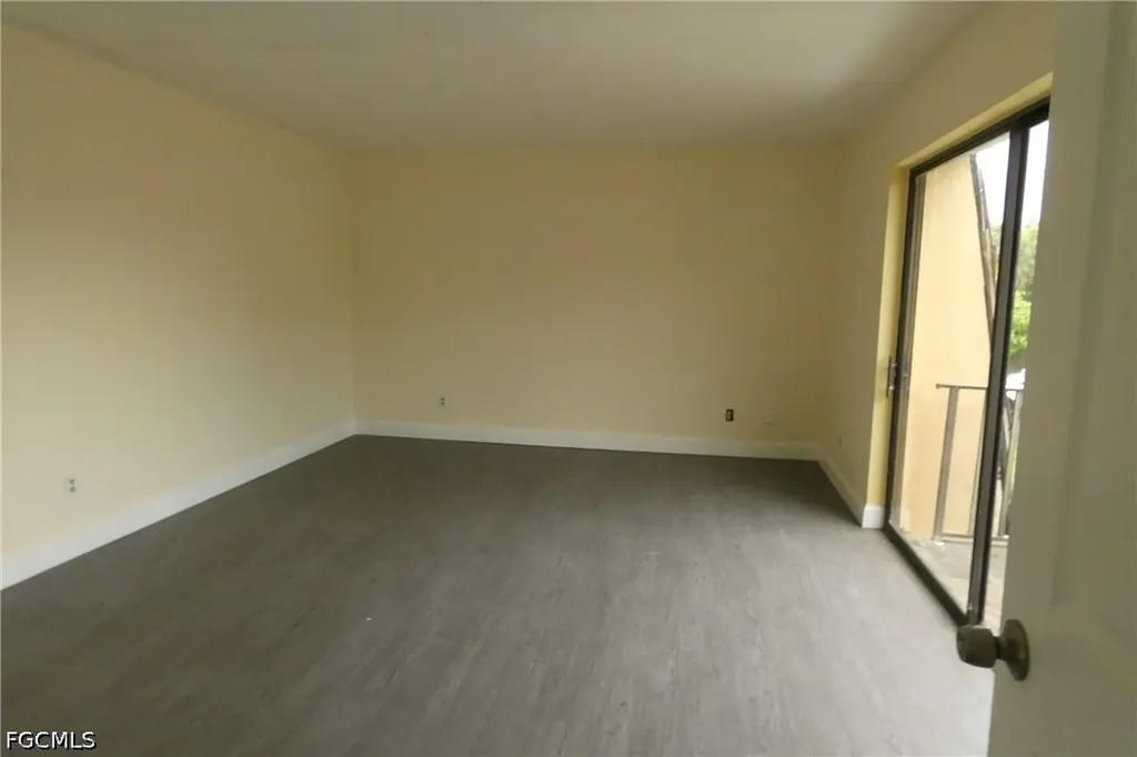 1647 Park Meadows Drive Fort Myers FL 33907