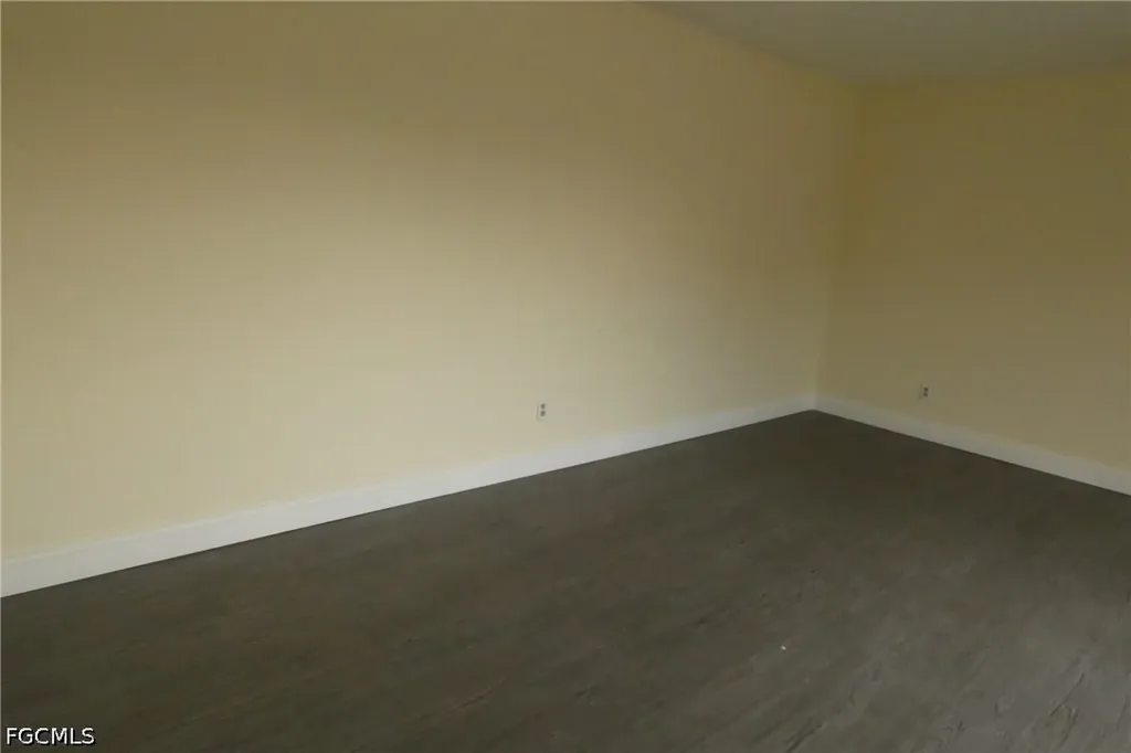 1647 Park Meadows Drive Fort Myers FL 33907