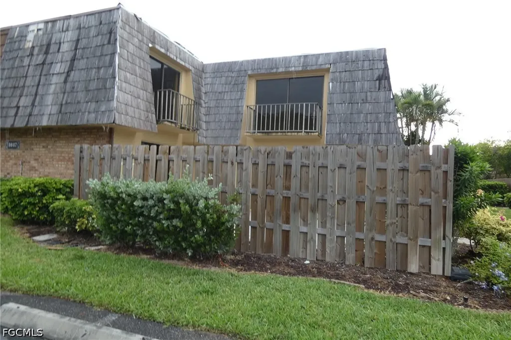 1647 Park Meadows Drive Fort Myers FL 33907