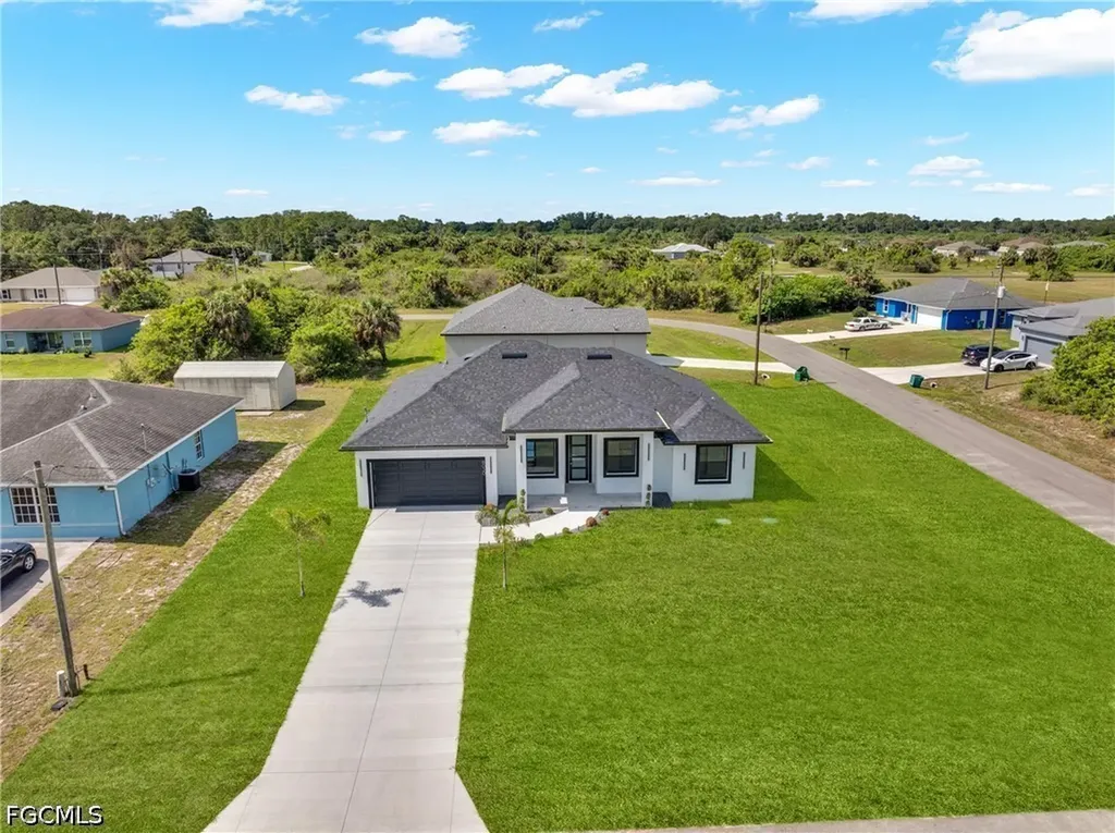 8030 Sherwood Circle Labelle FL 33935