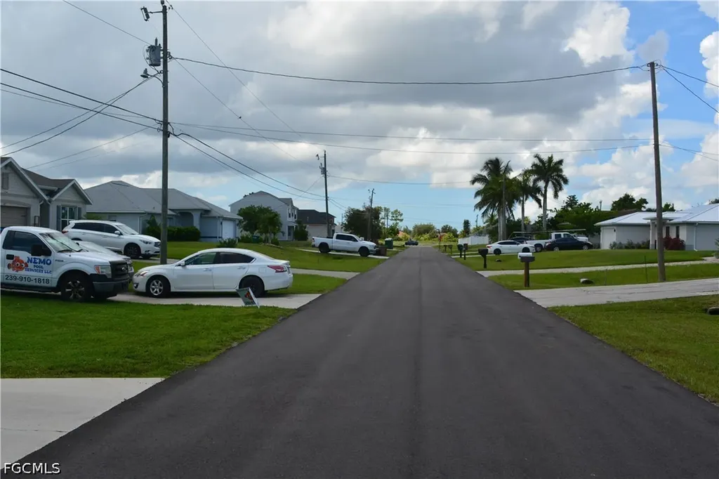 327 NW 16th Place Cape Coral FL 33993