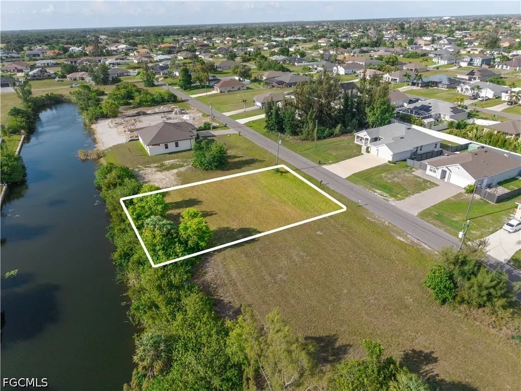 1124 NW 28th Avenue Cape Coral FL 33993