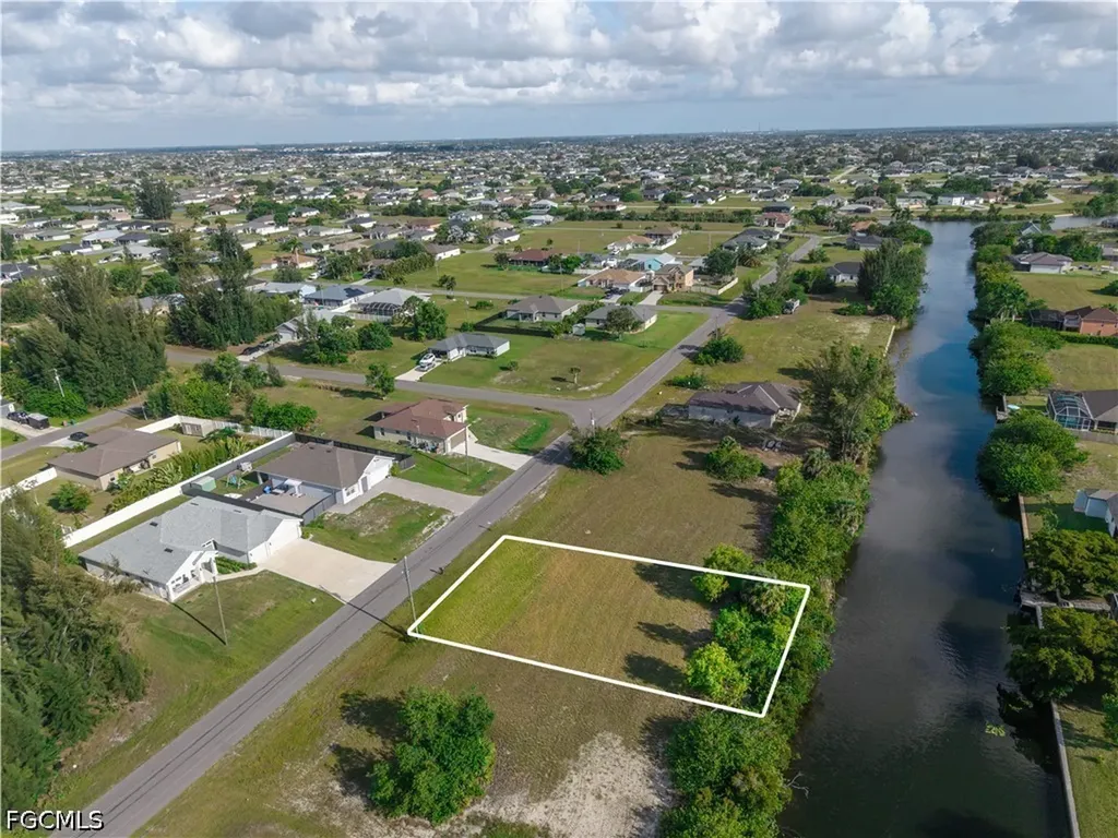 1124 NW 28th Avenue Cape Coral FL 33993
