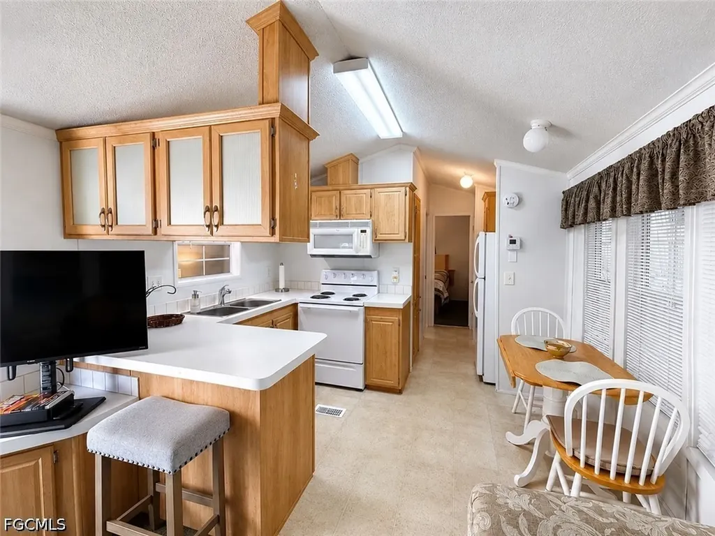 334 Blue Spring Terrace North Fort Myers FL 33903