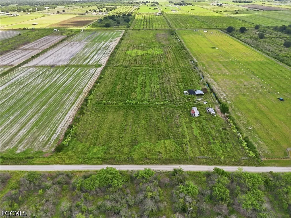 4276 2nd Road Labelle FL 33935