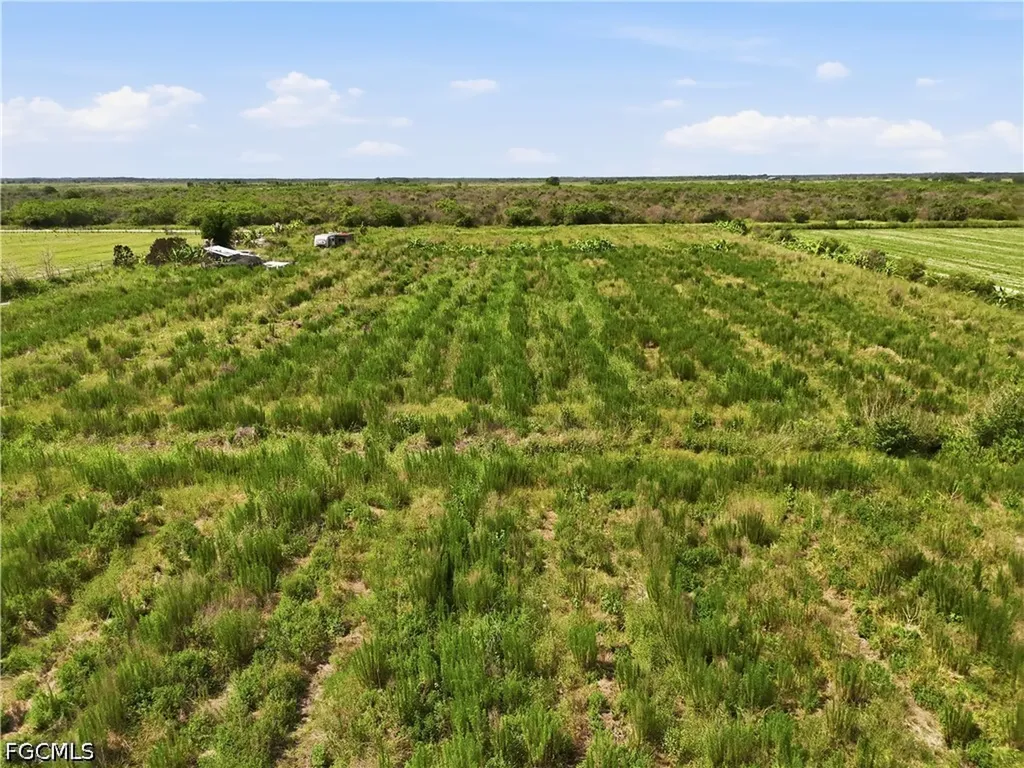 4276 2nd Road Labelle FL 33935