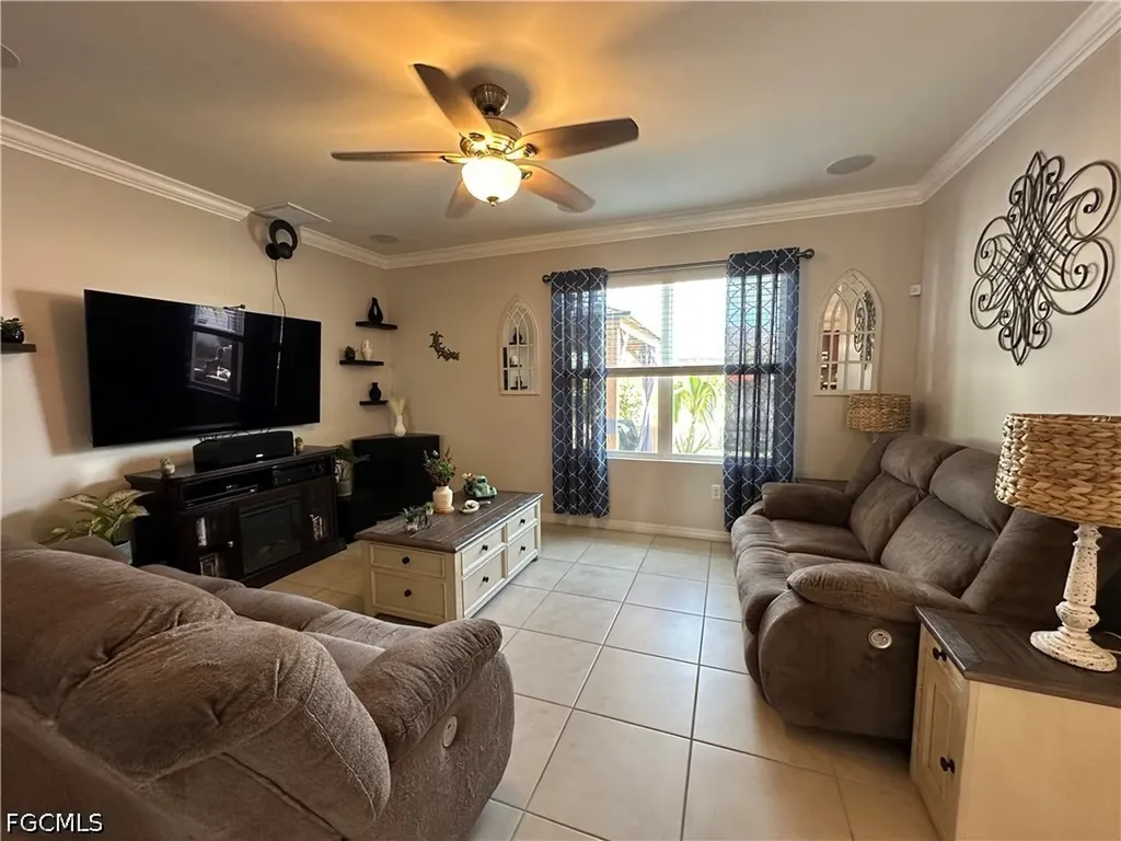 1708 NW 29th Terrace Cape Coral FL 33993