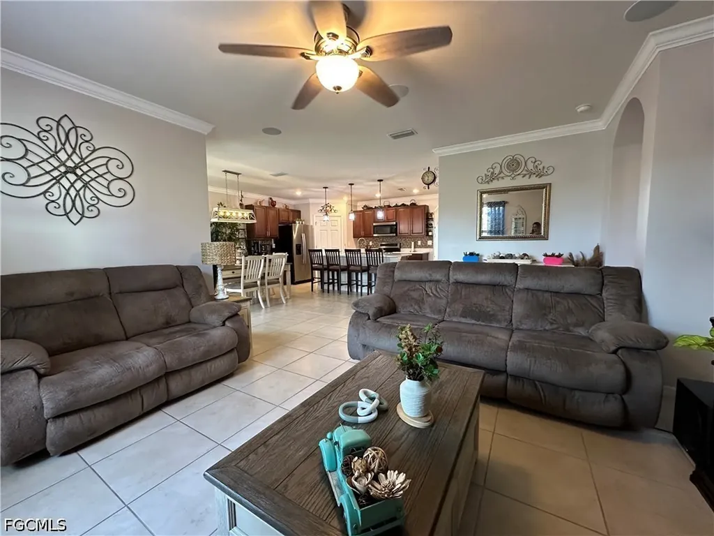 1708 NW 29th Terrace Cape Coral FL 33993