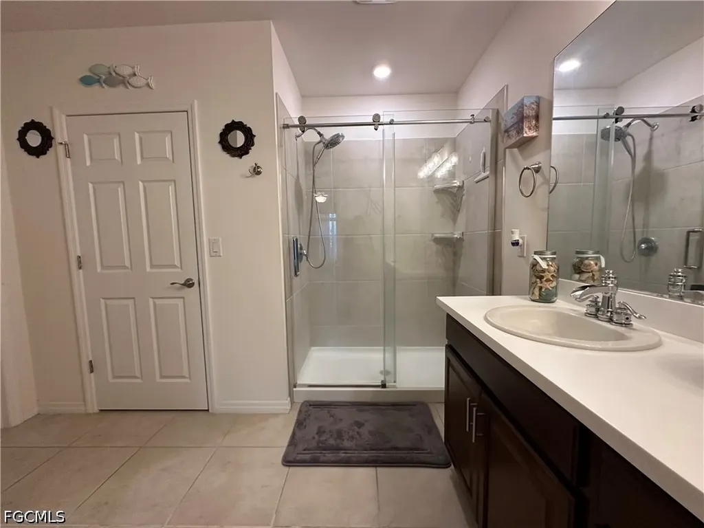 1708 NW 29th Terrace Cape Coral FL 33993