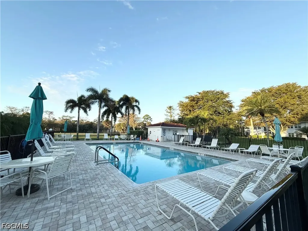 1087 Forest Lakes Drive Naples FL 34105