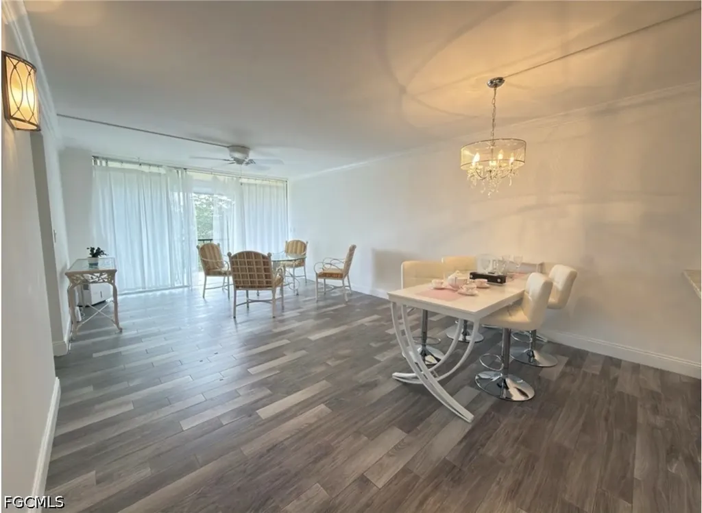 1087 Forest Lakes Drive Naples FL 34105