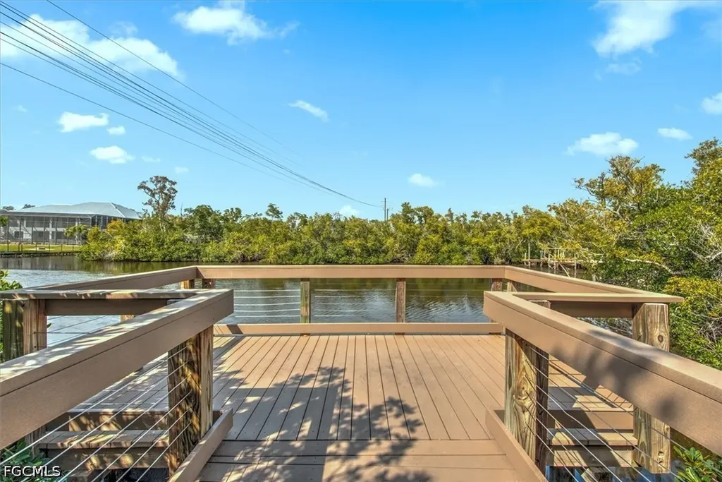 18910 Bay Woods Lake Drive Fort Myers FL 33908