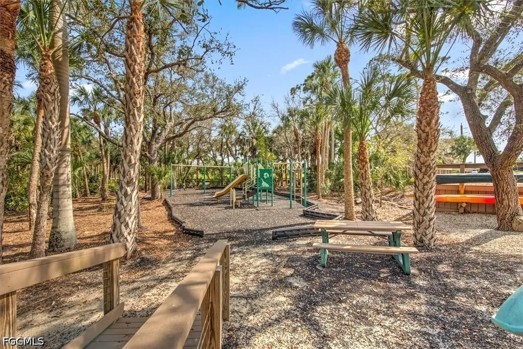 18910 Bay Woods Lake Drive Fort Myers FL 33908