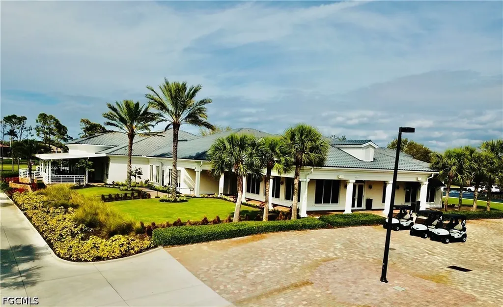 18910 Bay Woods Lake Drive Fort Myers FL 33908