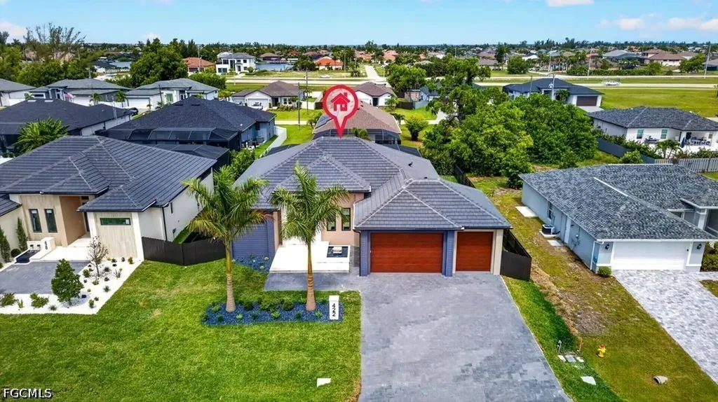 422 SW 31st Avenue Cape Coral FL 33991