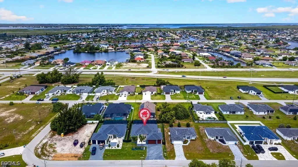 422 SW 31st Avenue Cape Coral FL 33991