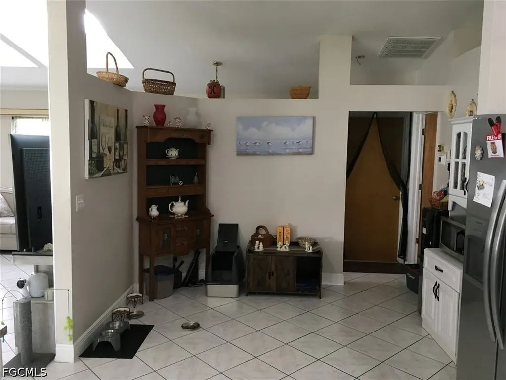 1202 SE 21st Lane Cape Coral FL 33990