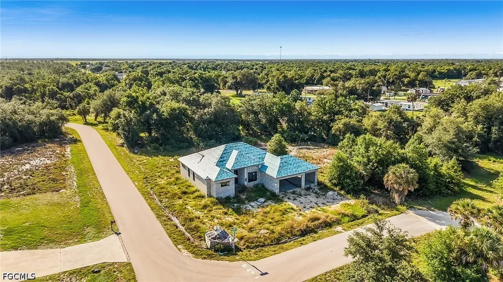 1112 Cynwyd Lane Punta Gorda FL 33982