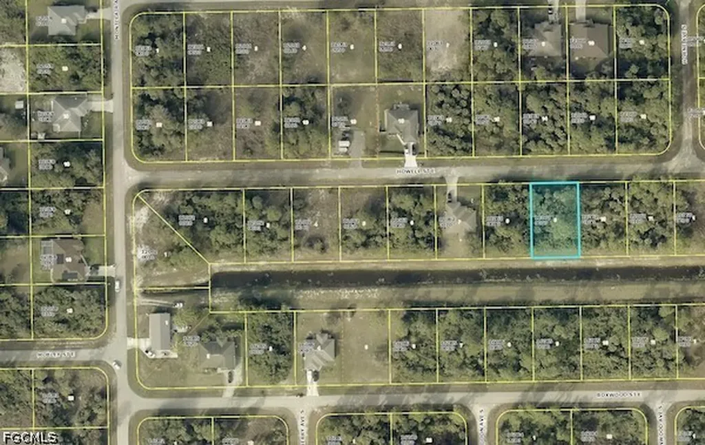 1226 Howell Street E Lehigh Acres FL 33974