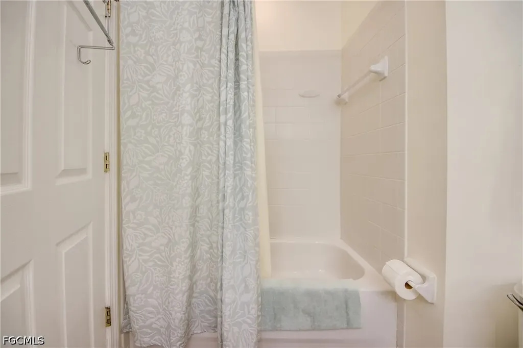 9321 Alamander Court Fort Myers FL 33919